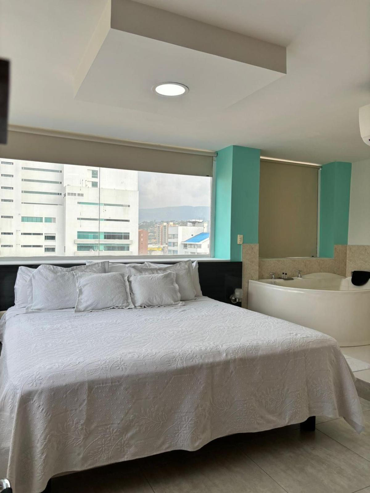 Hotel Arthur Brich Кукута Экстерьер фото