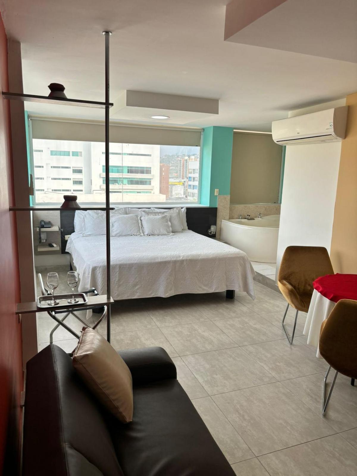 Hotel Arthur Brich Кукута Экстерьер фото